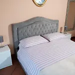 Clara Villa