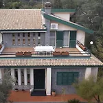 Clara Villa